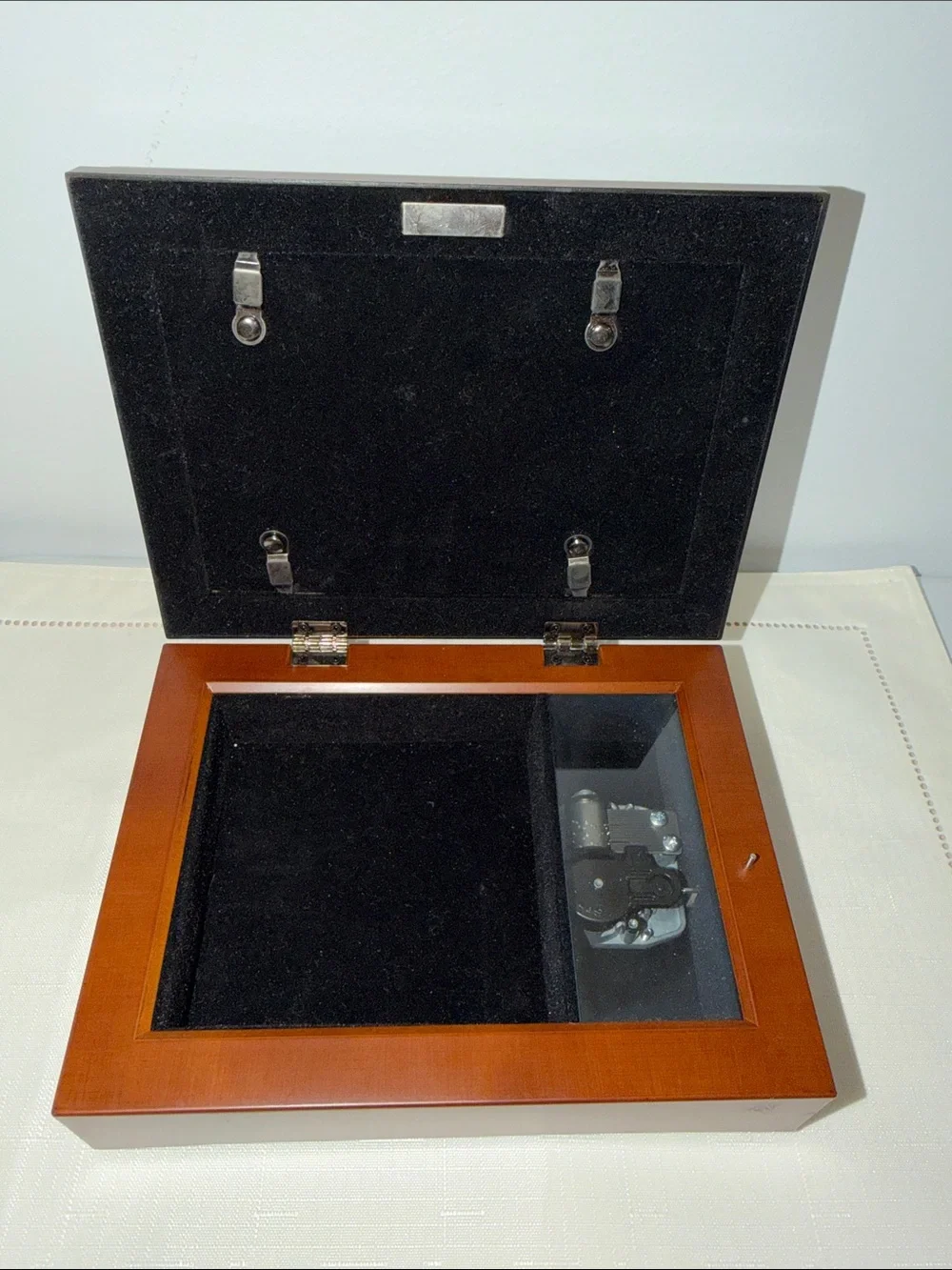 Vintage Style Brown Picture Frame Trinket Keepsake Musical Jewelry Box
